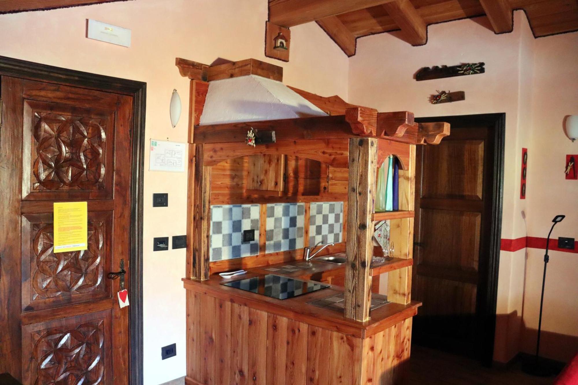 Agriturismo B&B Chevres A Cheval Charvensod Kültér fotó