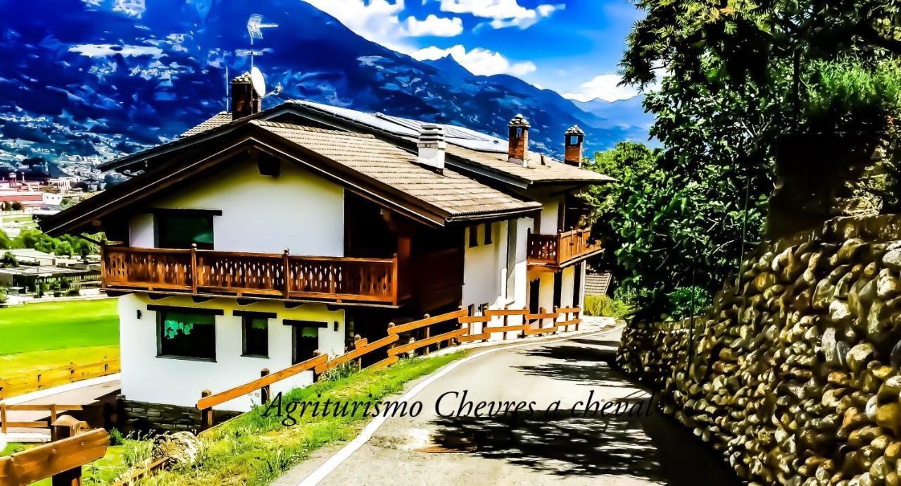 Agriturismo B&B Chevres A Cheval Charvensod Kültér fotó